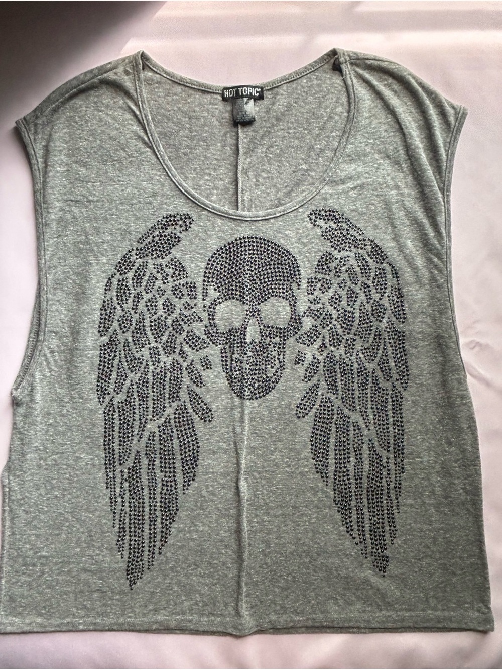 Hot Topic Gray Rhinestone Skull Wing Tank